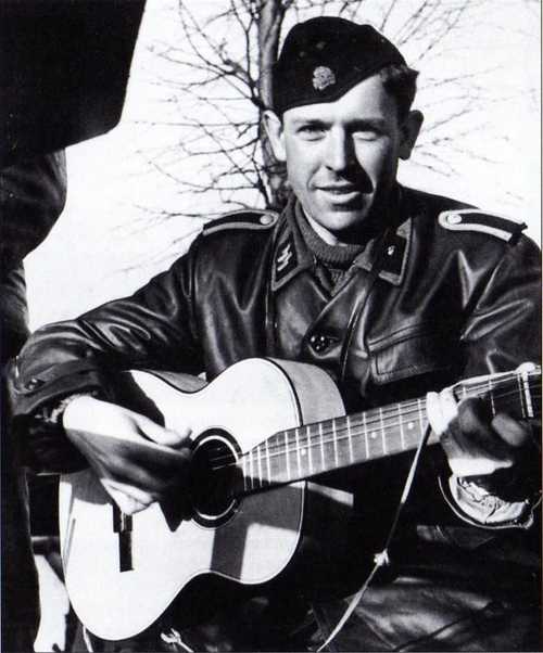 12th SS - tank commander with guitar