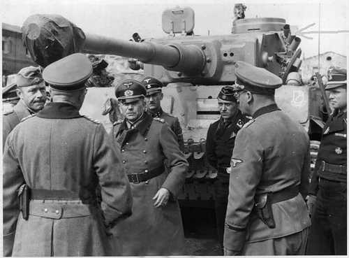 Guderian reviews LSSAH Tigers, April 1942.