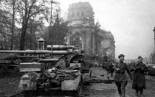 88-mm Flak near Reichstag