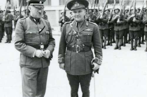 German & Romanian officers