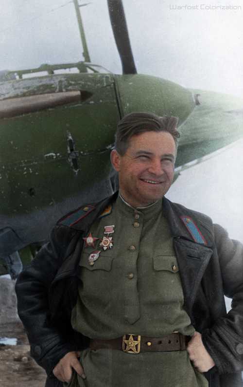 Soviet officer pilot on PE-2