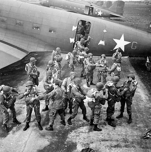 Paratroopers ready to board C-47s