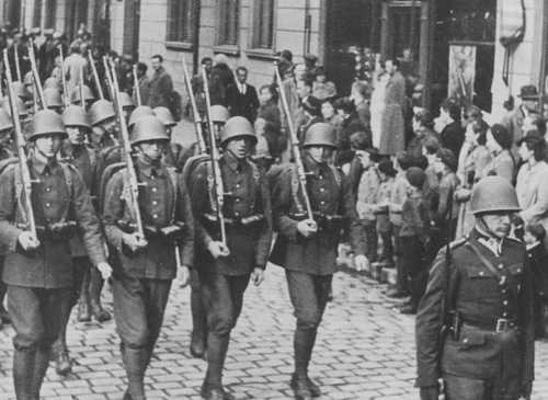 Polish soldiers in Gdańsk (Danzig)