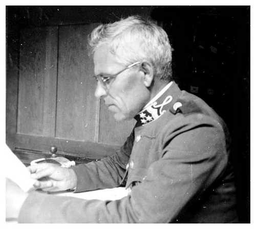 Prewar Hungarian Military Administrator