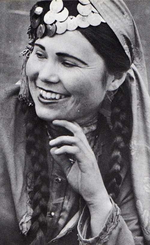 Tartar Lady from Bakhchisaray/Crimea, 1942