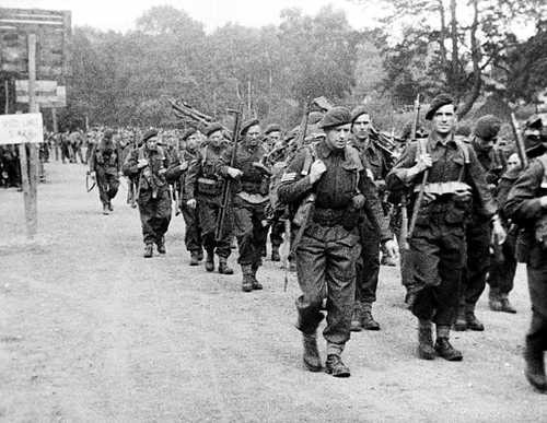 Commandos bound for Normandy