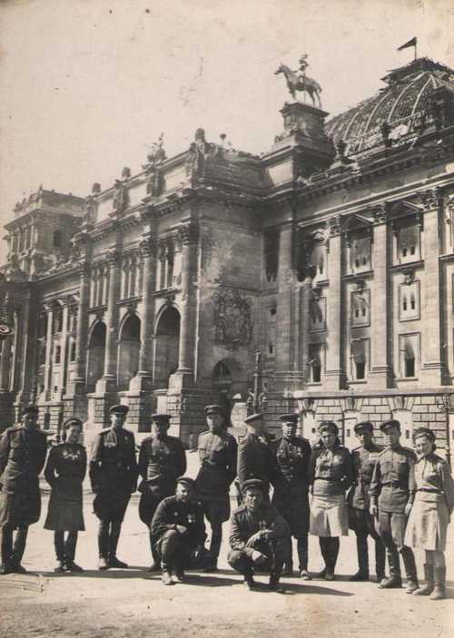 Soviet soldiers at the Reichstag. The eastern part