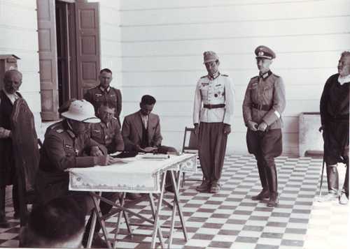 German officers in Knossos(Crete)