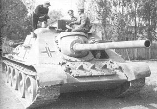 SU-85 in german service
