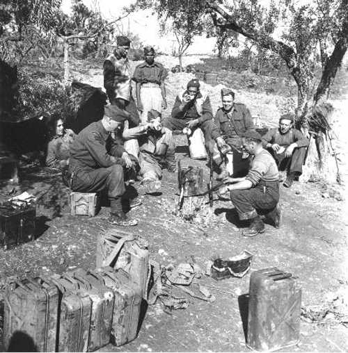 The Perths break for Chow, Italy, 1944