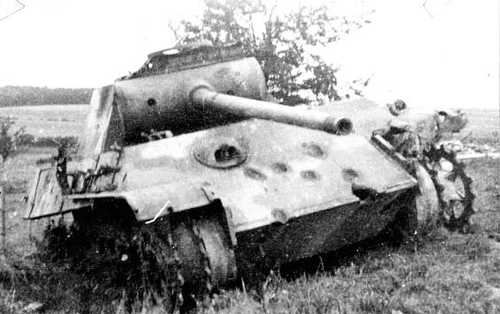 Panther tank knocked-out 