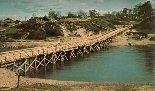 Engineers' bridge across the Dnjepr at Orscha, Russia