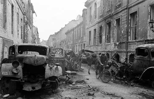 Oberwallstrasse, Central Berlin 1945