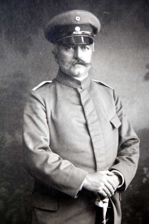 Older German officer,1914