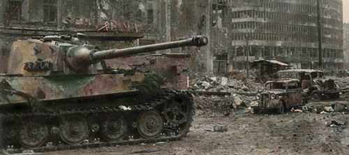 Tiger Tank in Berlin.