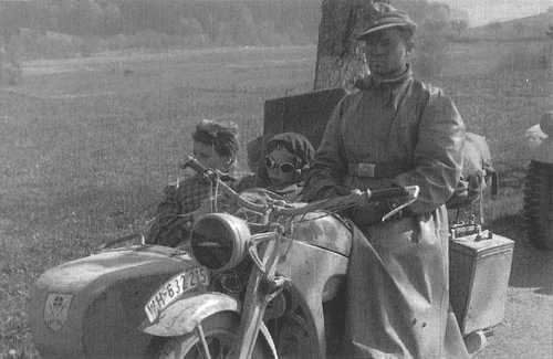 German soldier and family, 
