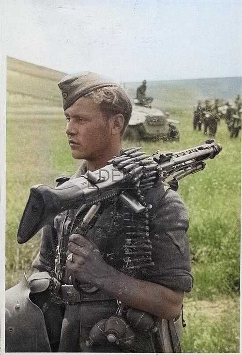 ARMEE ALLEMANDE ( Wehrmacht) 12