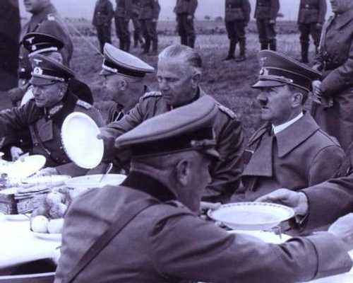 Hitler in East front