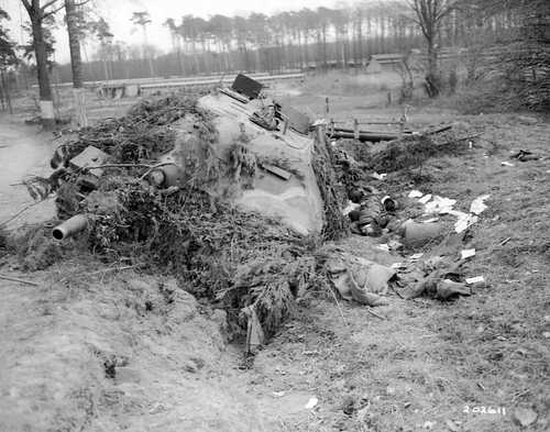 Knocked-out Hetzer
