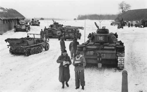 German armor on the way to Kharkov