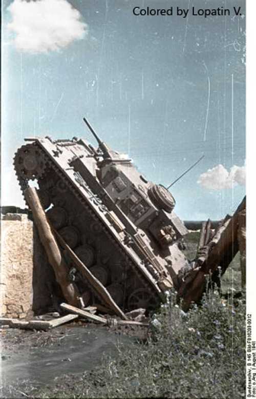 Pz. III fell from the bridge