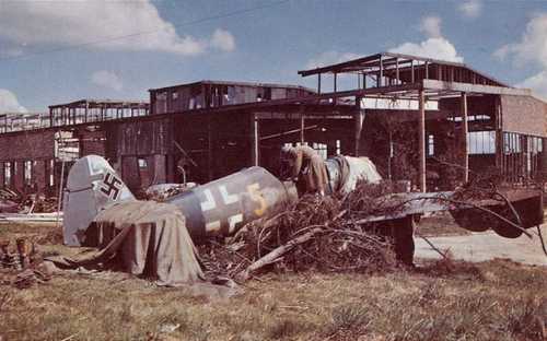 Wrecked german plane