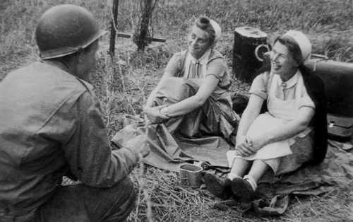 Red Cross nurses