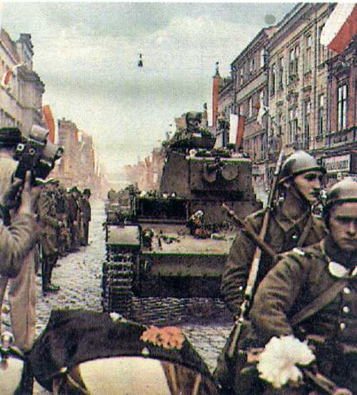 1938 - Polish light tank 7TP & motorcycle CWS 111 