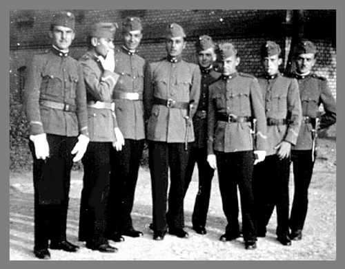 Magyar Junior Officers, 1939