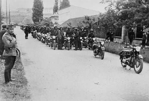 Hungarian motorcycle soldiers