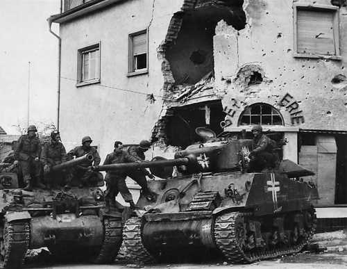 Tank destroyer meets tank