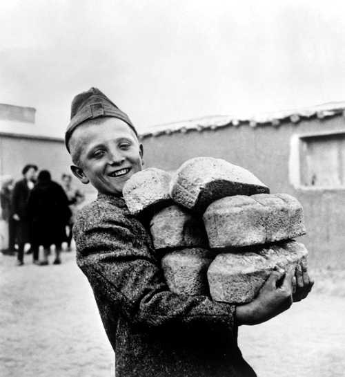 Polish Boy Loaded with Bread
