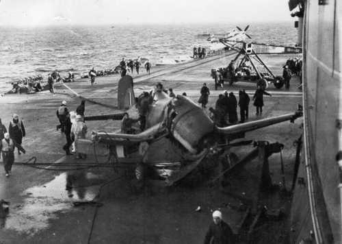A hard landing on HMS Illustrious 1944