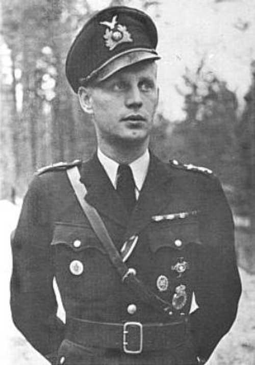 Top scoring Brewster pilot
