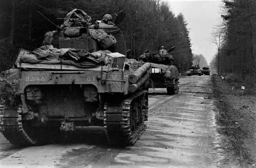 U.S. Armor rolls on