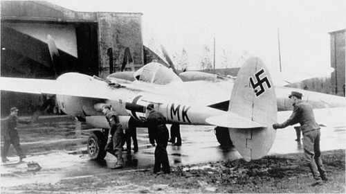 US airmen defects to the Axis