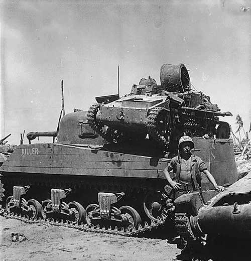 Sherman and japanese tankette