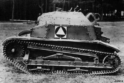 Polish reconnaissance tank