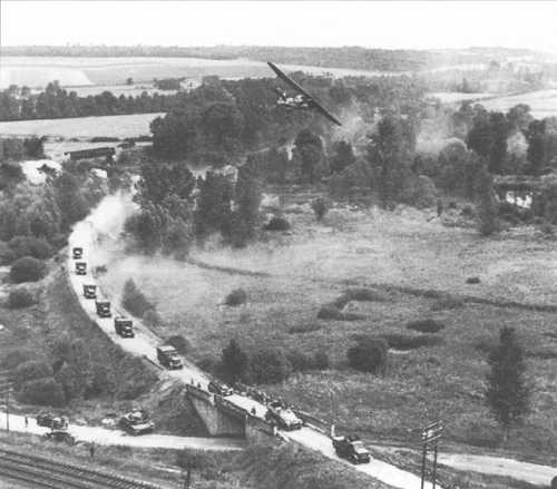 He46 over german convoy, France 1940