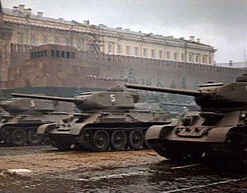 T-34/85 on parade