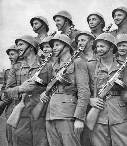 Conscripts in the Polish army in 1951