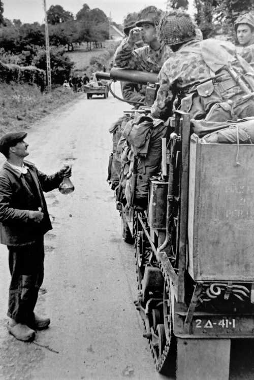 A drink of cider for the boys