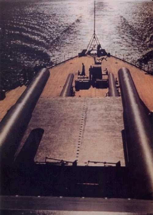 Bismarck bow