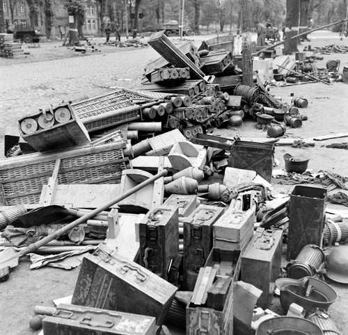 Mixed bag of war supplies