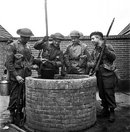 The Fusiliers Mont-Royal in the Netherlands