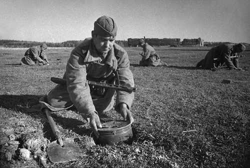 Sappers at work 1944