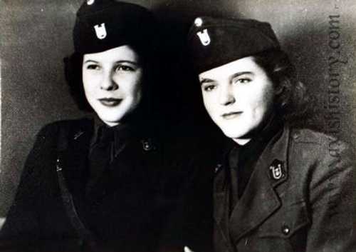 ustasha females