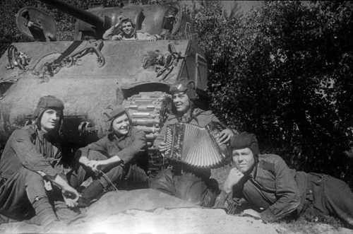 The crew of a Soviet tank M4 "Sherman".