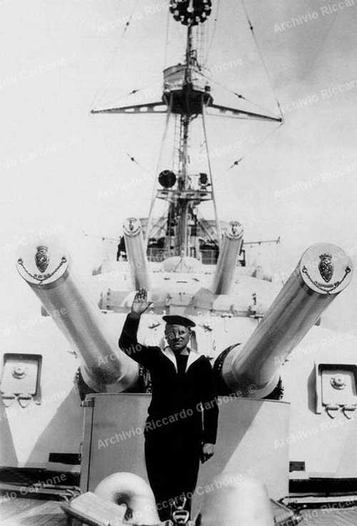 Roman salute