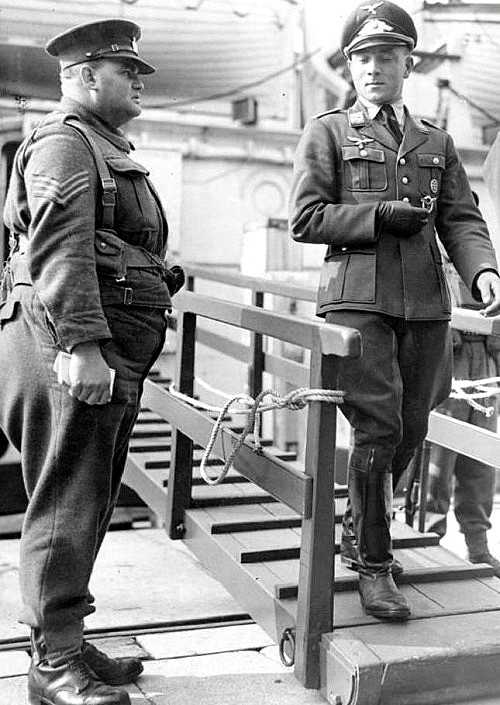 Luftwaffe officer